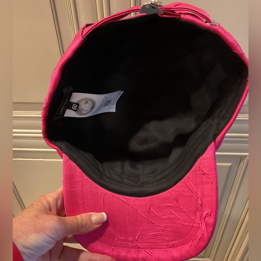 VERSACE CAP - Picture 6 of 9